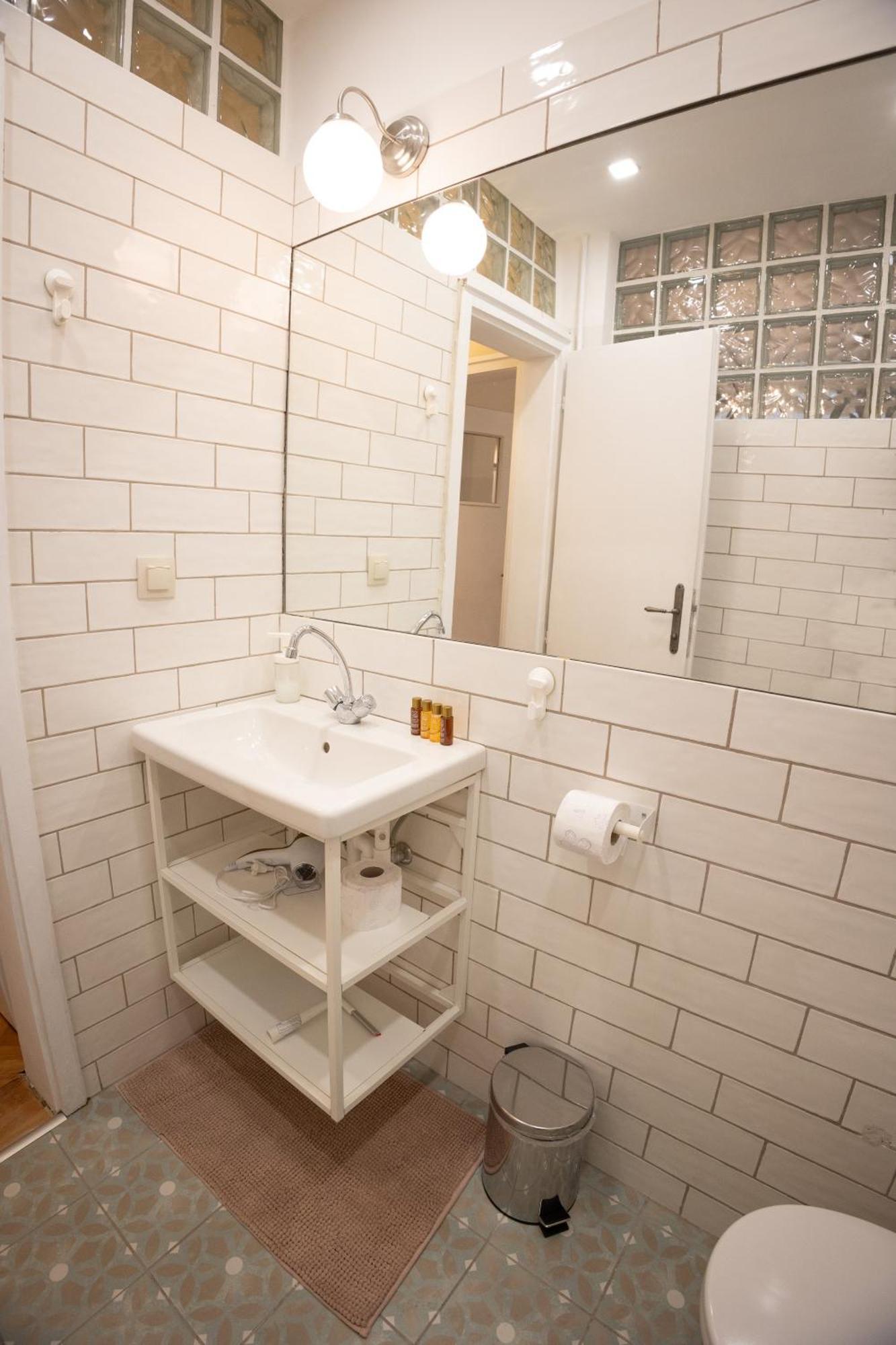 Planeta Dos Sonhos - Fast Wi-Fi, 1Bdr, Top Centre Sofie Exteriér fotografie